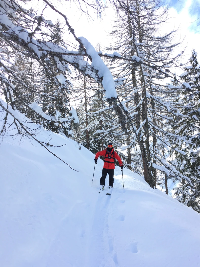 <strong><span style="font-size:22px;color:#3a4251;">Ski &amp; Snowboard Safari - Private Guiding:</span></strong>