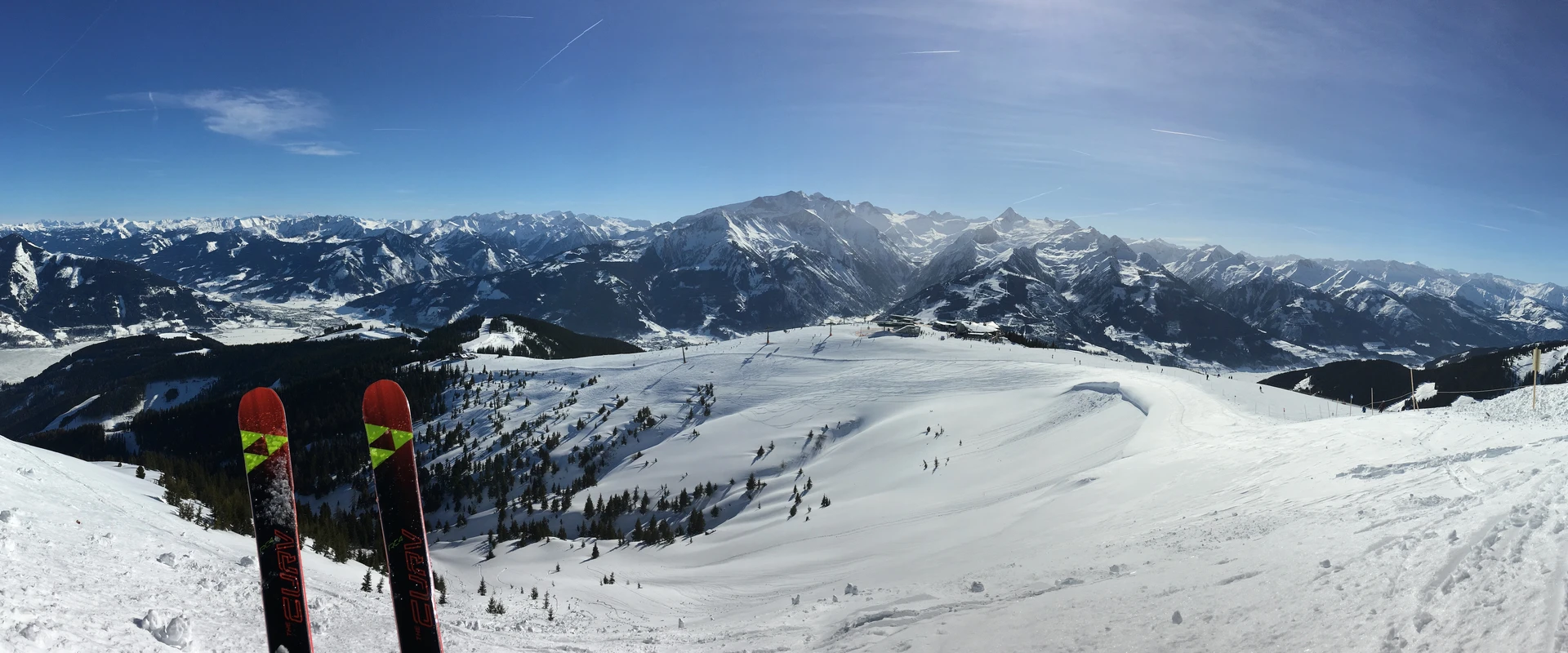 SKI SAFARIfor advanced skiers who want to discover our ski areas