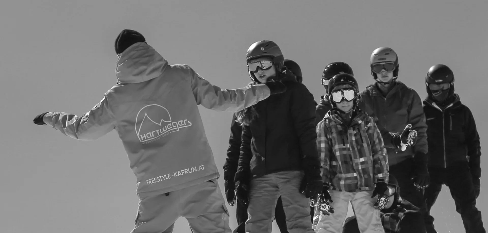 Snowboard LESSONS for CHILDREN Safe & Fun together - with personal attention for all levels!