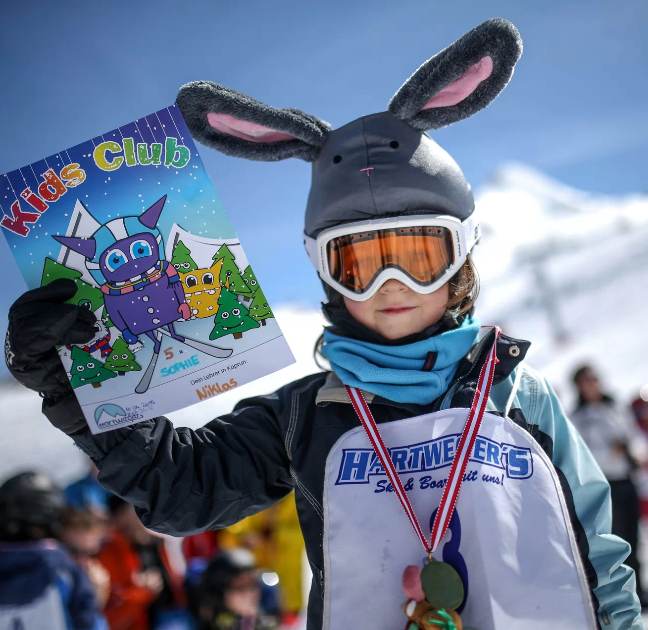 <span style="font-size:22px;color:#3a4251;"><strong>Saison- und Ferienzeiten:</strong><br /><span style="font-size:20px;">Öffnungszeiten unserer Skischule in Kaprun!<br /><span style="text-decoration:underline;">                                       </span></span></span>