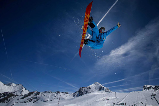 freestyle_kaprun_snowboard_kaprun_bjorn_hartweger_02.jpg